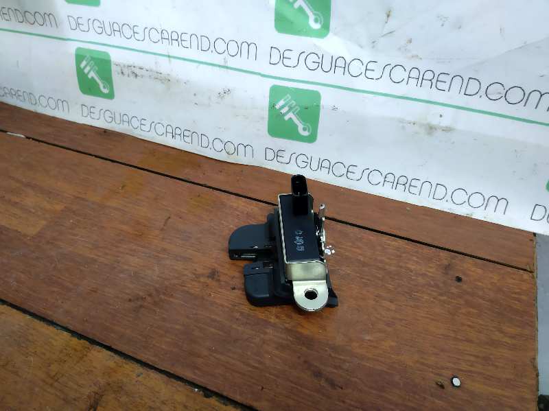 CERRADURA MALETERO / PORTON