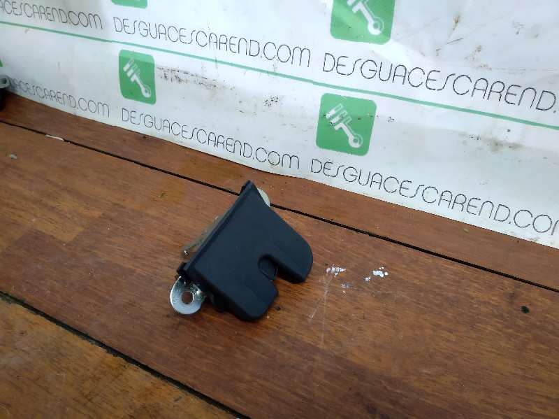 CERRADURA MALETERO / PORTON