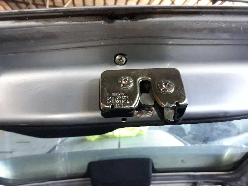 CERRADURA MALETERO / PORTON