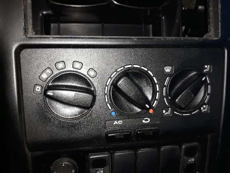 MANDO CALEFACCION /  AIRE ACONDICIONADO