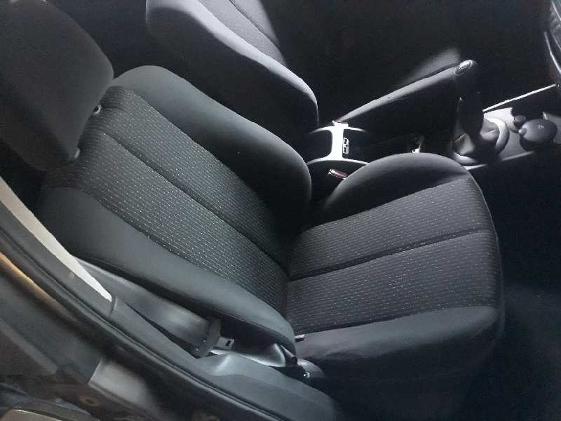 ASIENTO DELANTERO DERECHO