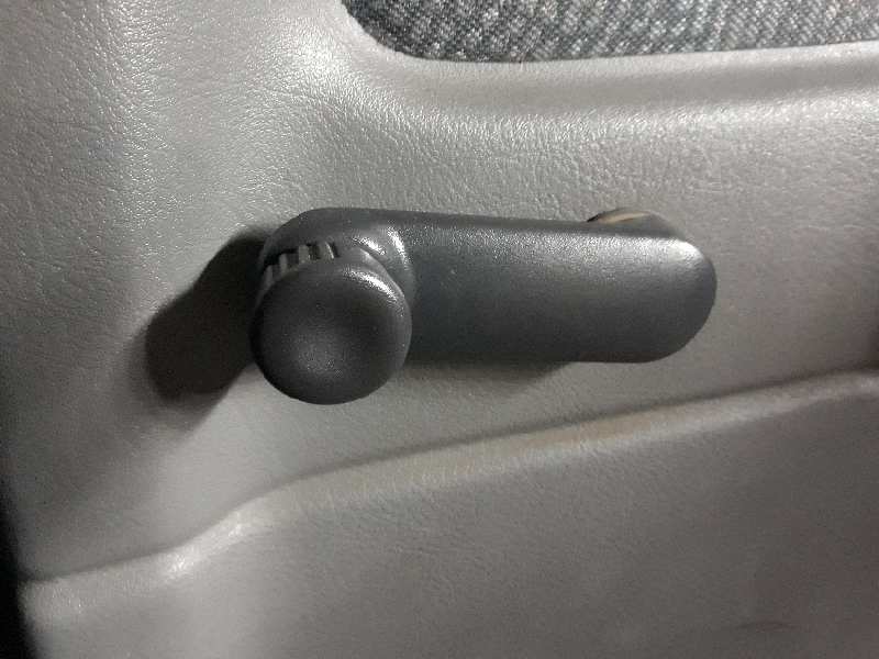 ELEVALUNAS TRASERO DERECHO