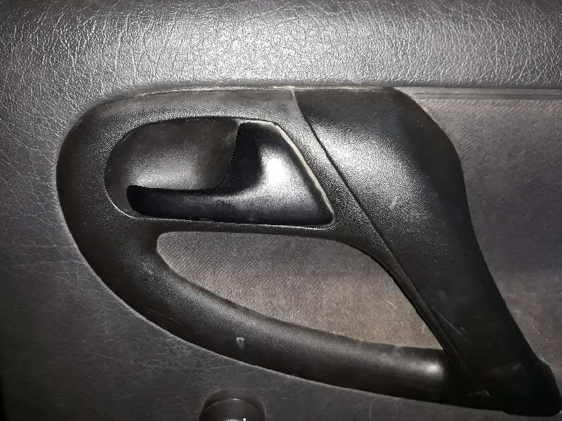 MANETA INTERIOR TRASERA DERECHA