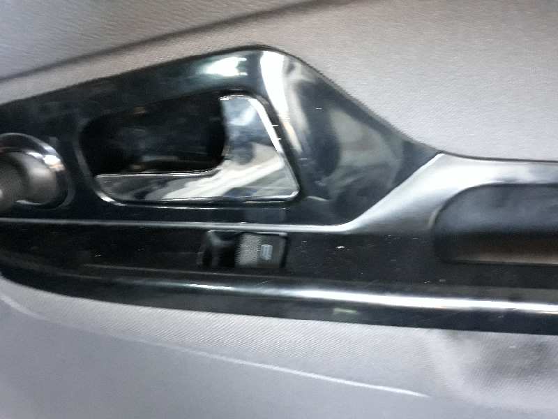 MANDO ELEVALUNAS DELANTERO DERECHO