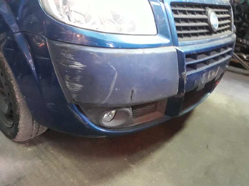 PARAGOLPES DELANTERO