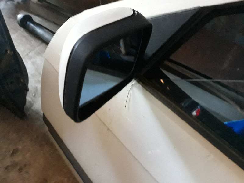 RETROVISOR IZQUIERDO