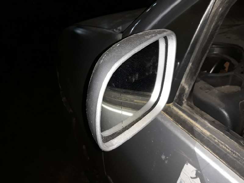 RETROVISOR IZQUIERDO