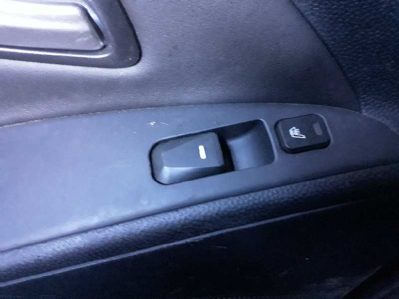 MANDO ELEVALUNAS TRASERO IZQUIERDO