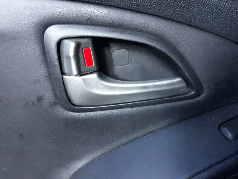 MANETA INTERIOR TRASERA IZQUIERDA