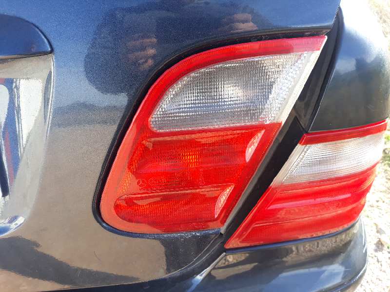 PILOTO TRASERO DERECHO