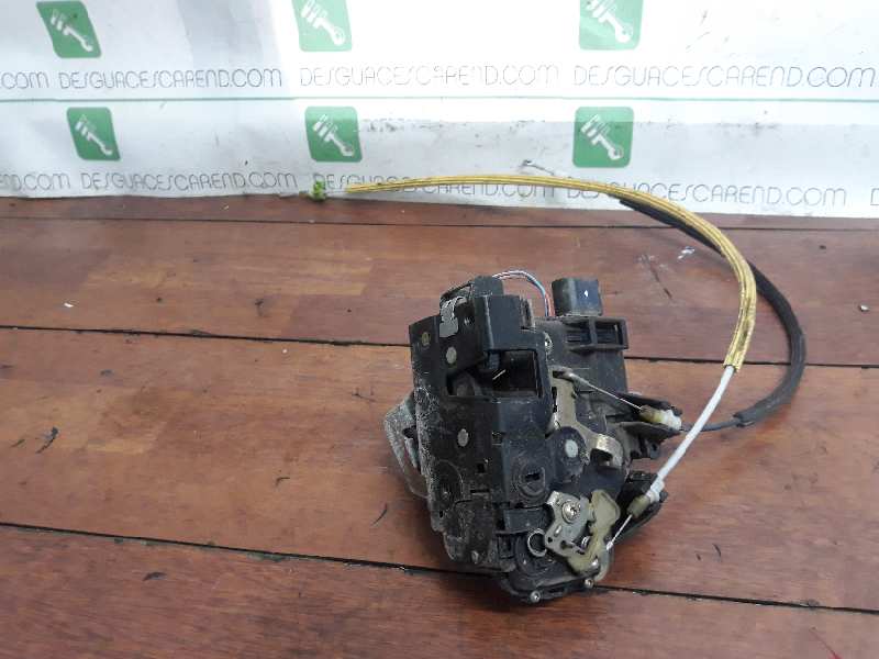 CERRADURA PUERTA TRASERA DERECHA 