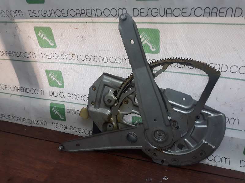 ELEVALUNAS DELANTERO IZQUIERDO