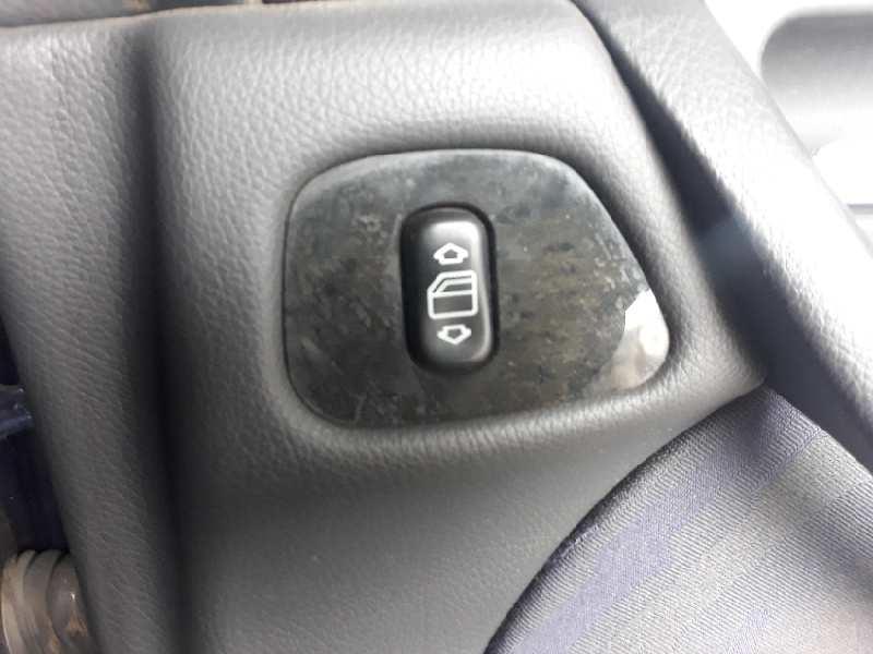 MANDO ELEVALUNAS TRASERO DERECHO