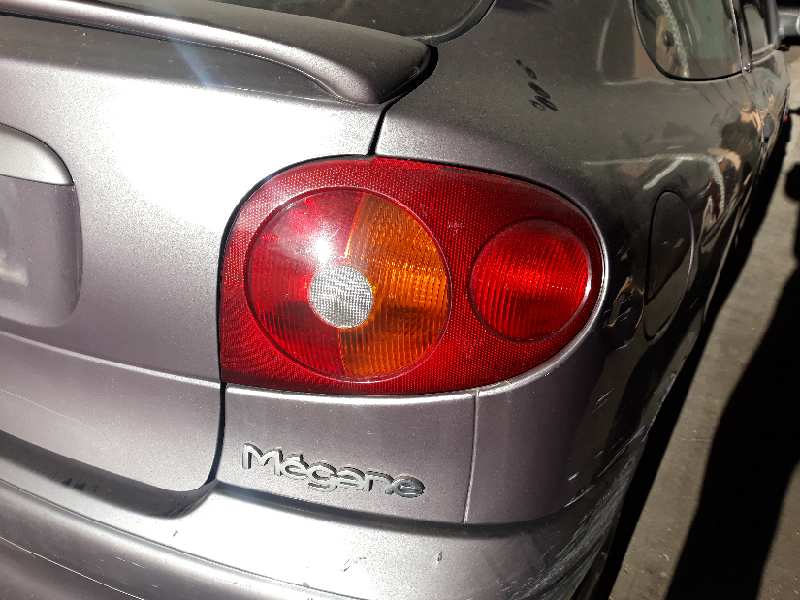 PILOTO TRASERO DERECHO