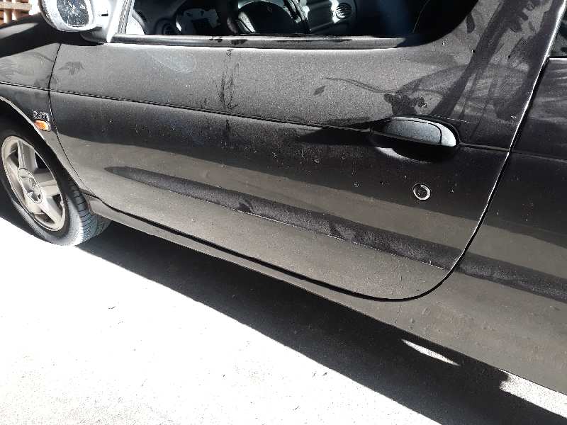 PUERTA DELANTERA IZQUIERDA