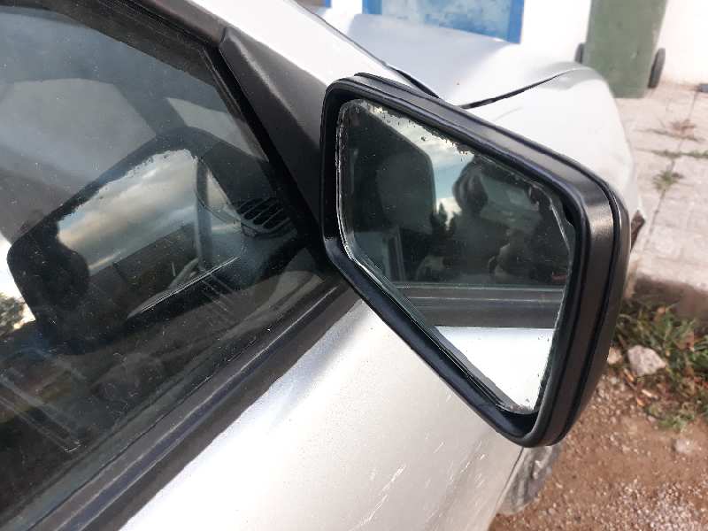 RETROVISOR DERECHO