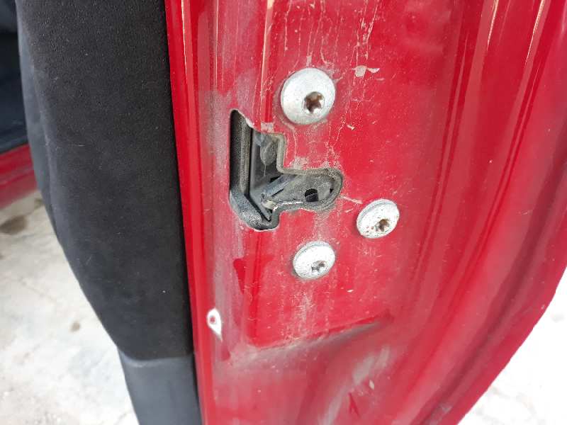 CERRADURA PUERTA DELANTERA DERECHA