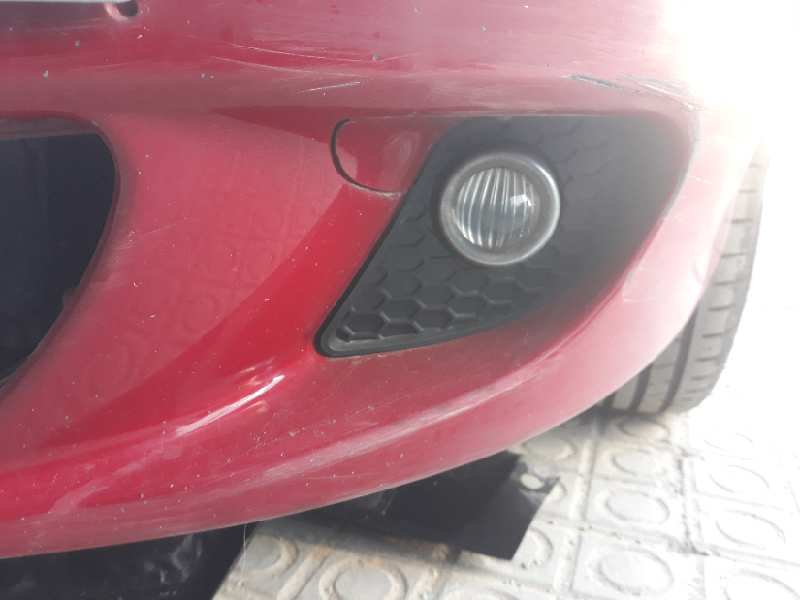 FARO ANTINIEBLA IZQUIERDO