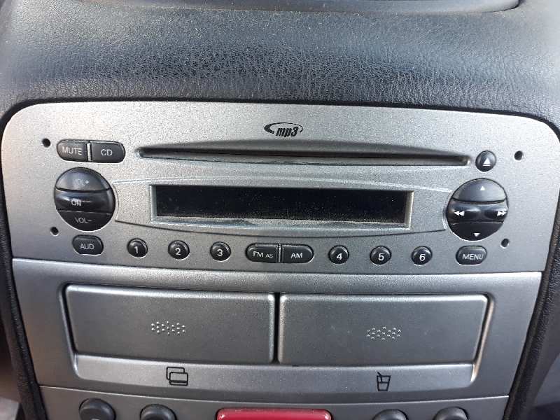 SISTEMA AUDIO / RADIO CD