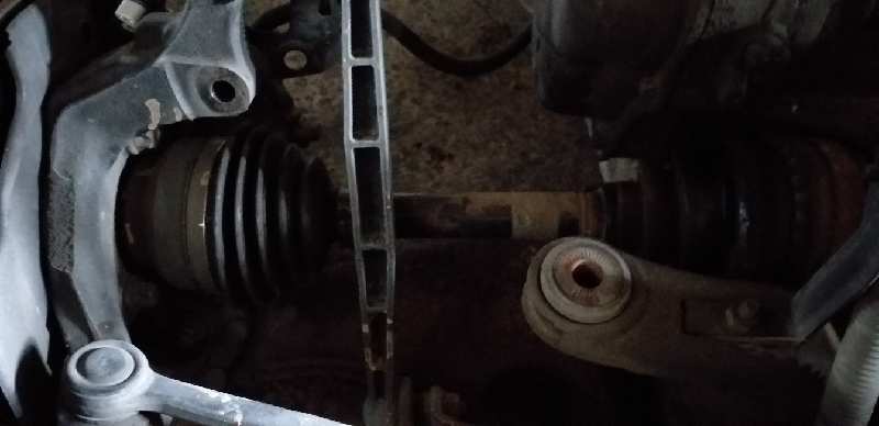 TRANSMISION DELANTERA IZQUIERDA