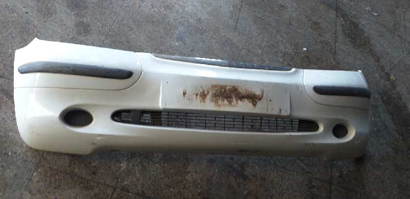 PARAGOLPES DELANTERO