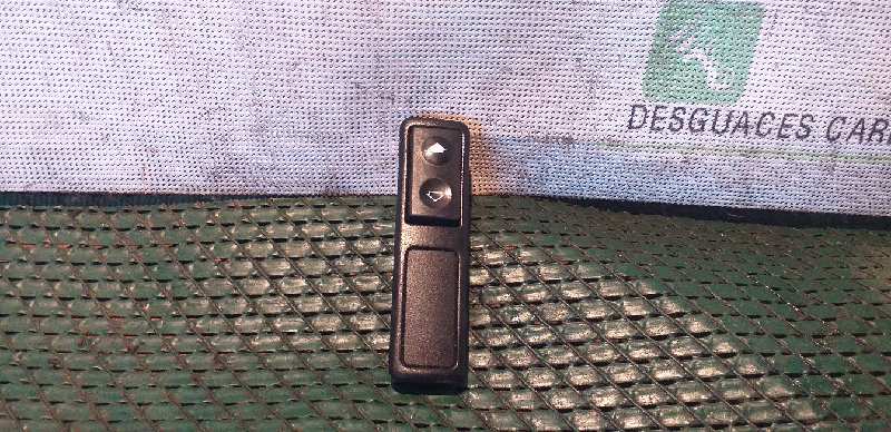 MANDO ELEVALUNAS DELANTERO DERECHO