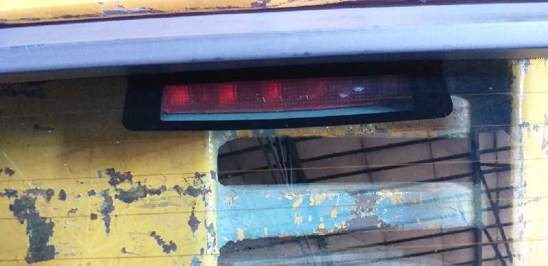 LUZ CENTRAL DE FRENO