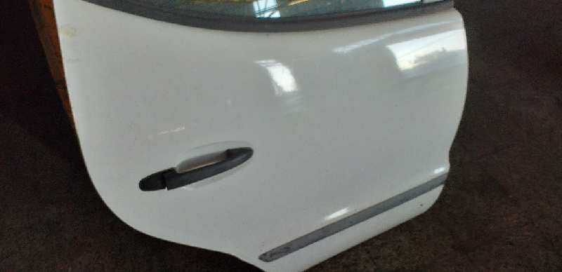 PUERTA TRASERA DERECHA