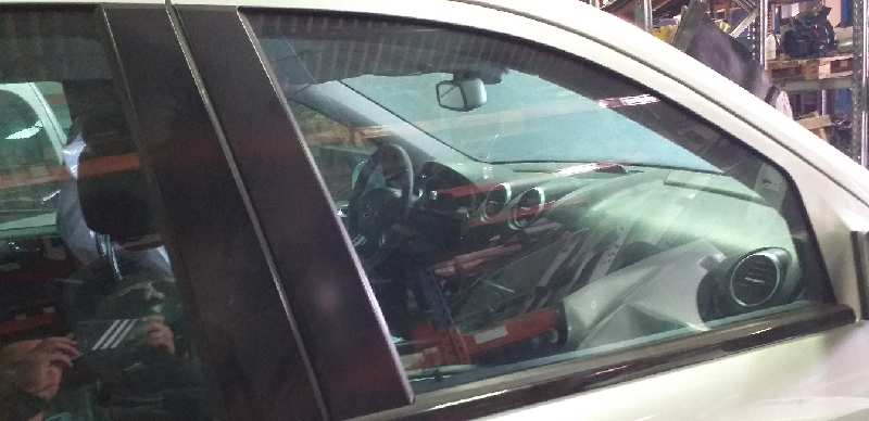 LUNA CUSTODIA DELANTERA DERECHA