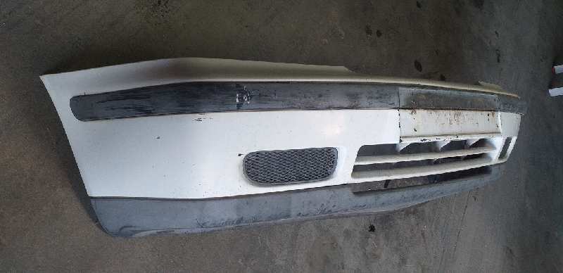 PARAGOLPES DELANTERO