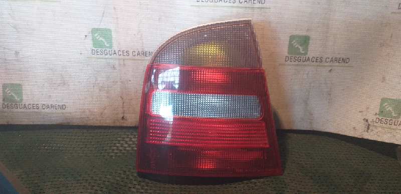 PILOTO TRASERO IZQUIERDO