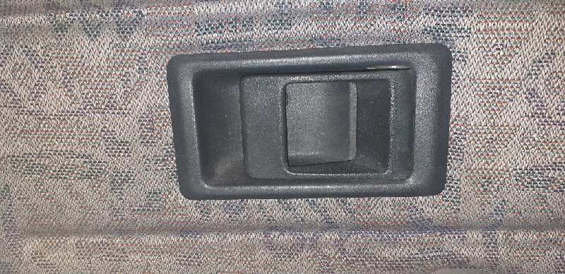 MANETA INTERIOR DELANTERA DERECHA