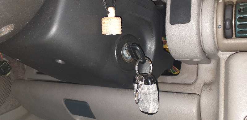 CONMUTADOR DE ARRANQUE