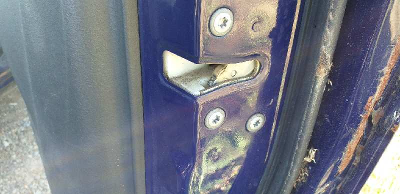 CERRADURA PUERTA DELANTERA DERECHA