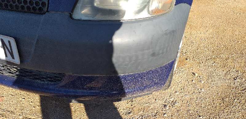 PARAGOLPES DELANTERO