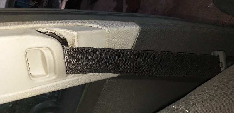 CINTURON SEGURIDAD DELANTERO IZQUIERDO