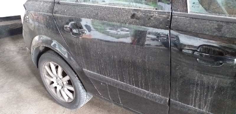 PUERTA TRASERA DERECHA