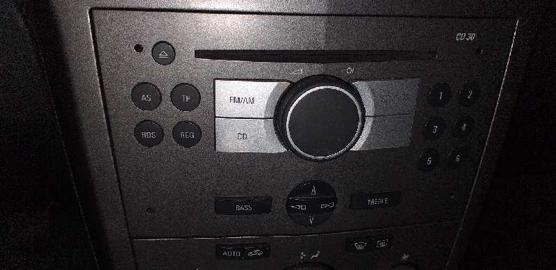 SISTEMA AUDIO / RADIO CD