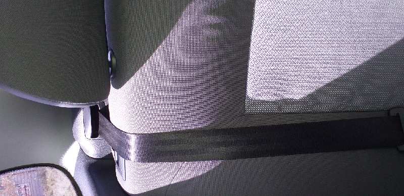 CINTURON SEGURIDAD TRASERO DERECHO