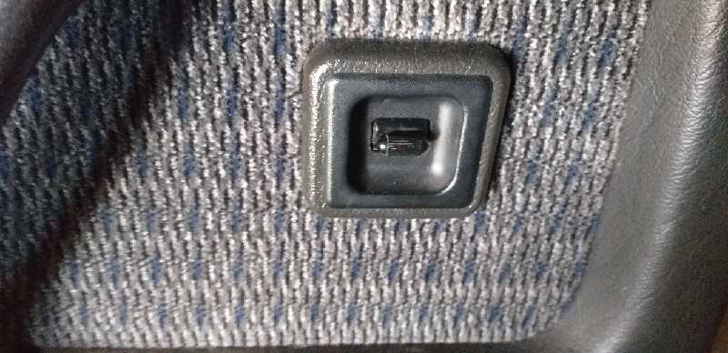 ELEVALUNAS TRASERO IZQUIERDO