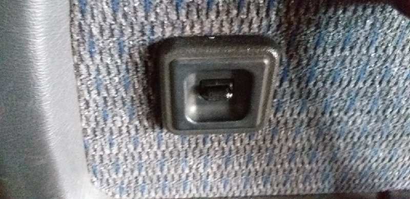 MANDO ELEVALUNAS TRASERO DERECHO