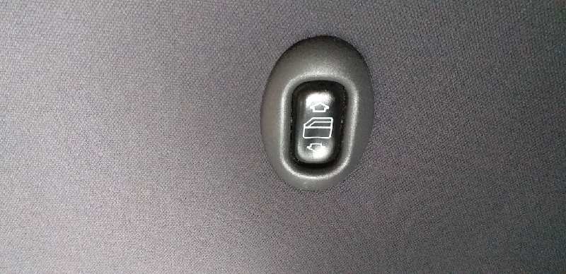 MANDO ELEVALUNAS TRASERO IZQUIERDO