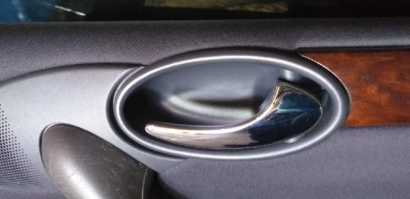 MANETA INTERIOR TRASERA DERECHA