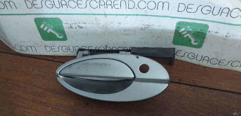 MANETA EXTERIOR DELANTERA IZQUIERDA