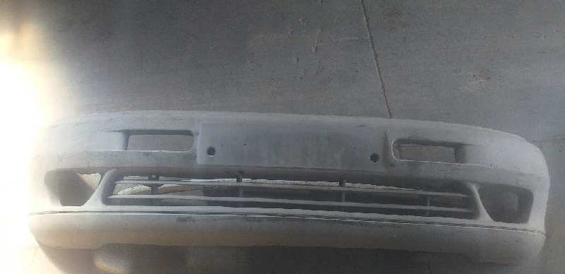 PARAGOLPES DELANTERO