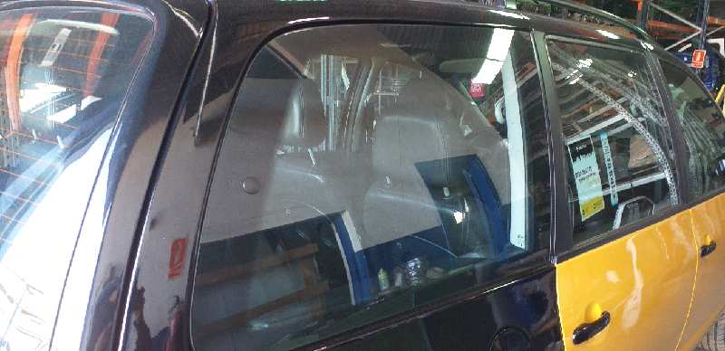 LUNA CUSTODIA TRASERA DERECHA