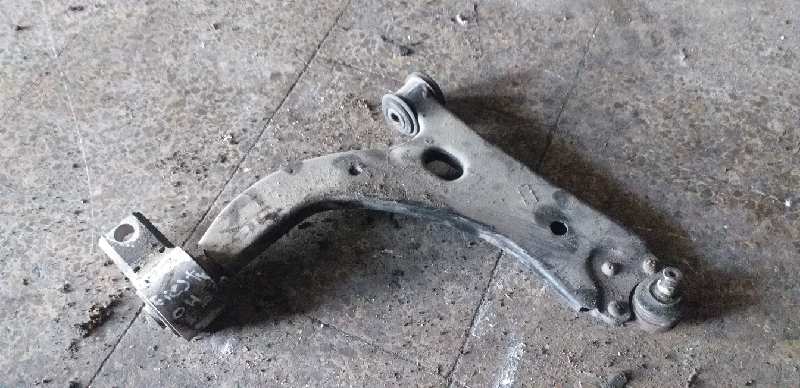 BRAZO SUSPENSION INFERIOR DELANTERO DERECHO