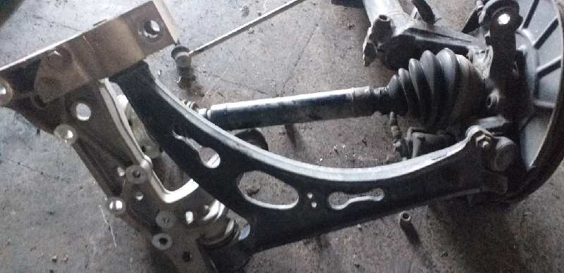 BRAZO SUSPENSION INFERIOR DELANTERO DERECHO