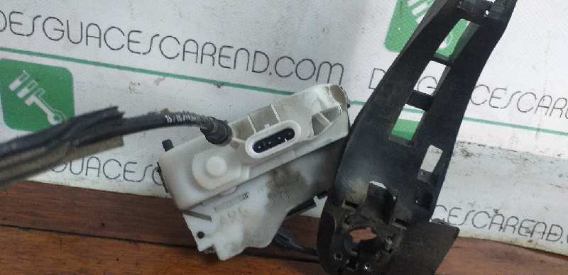 CERRADURA PUERTA TRASERA DERECHA 