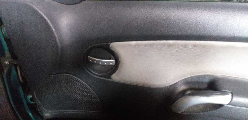 ELEVALUNAS DELANTERO DERECHO